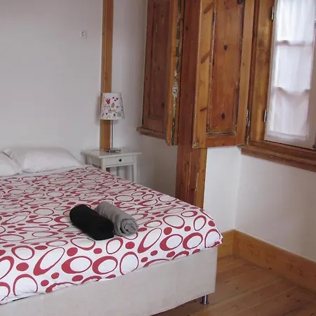 Is Hostal